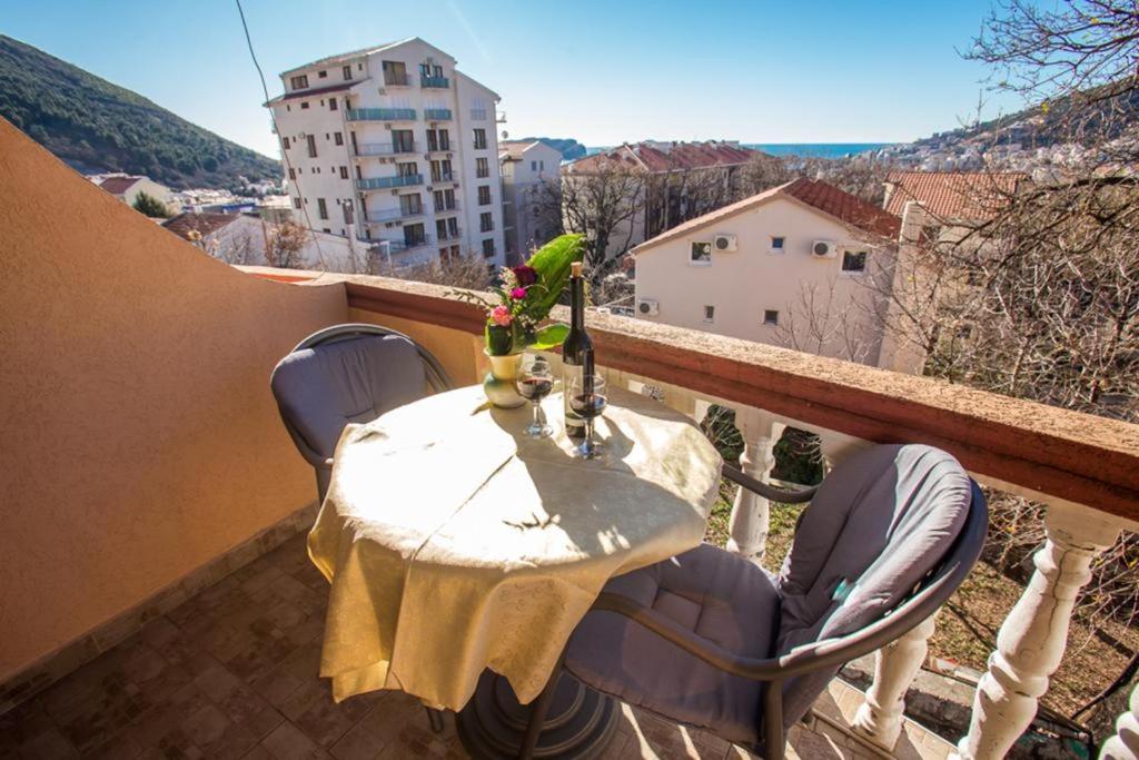 Sunny Villa Apartments Budva Exteriör bild