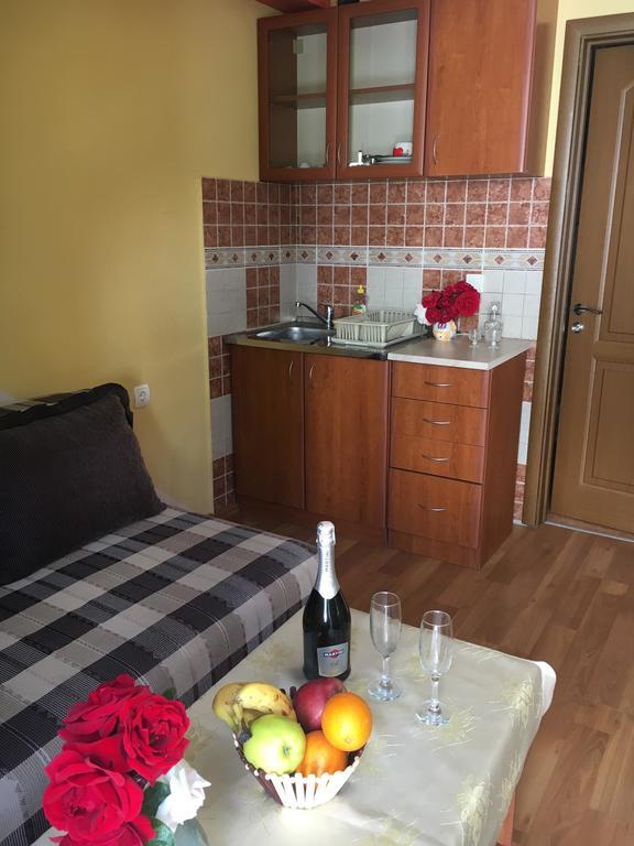 Sunny Villa Apartments Budva Exteriör bild