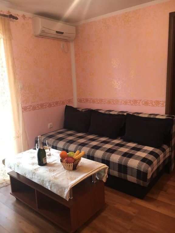Sunny Villa Apartments Budva Rum bild